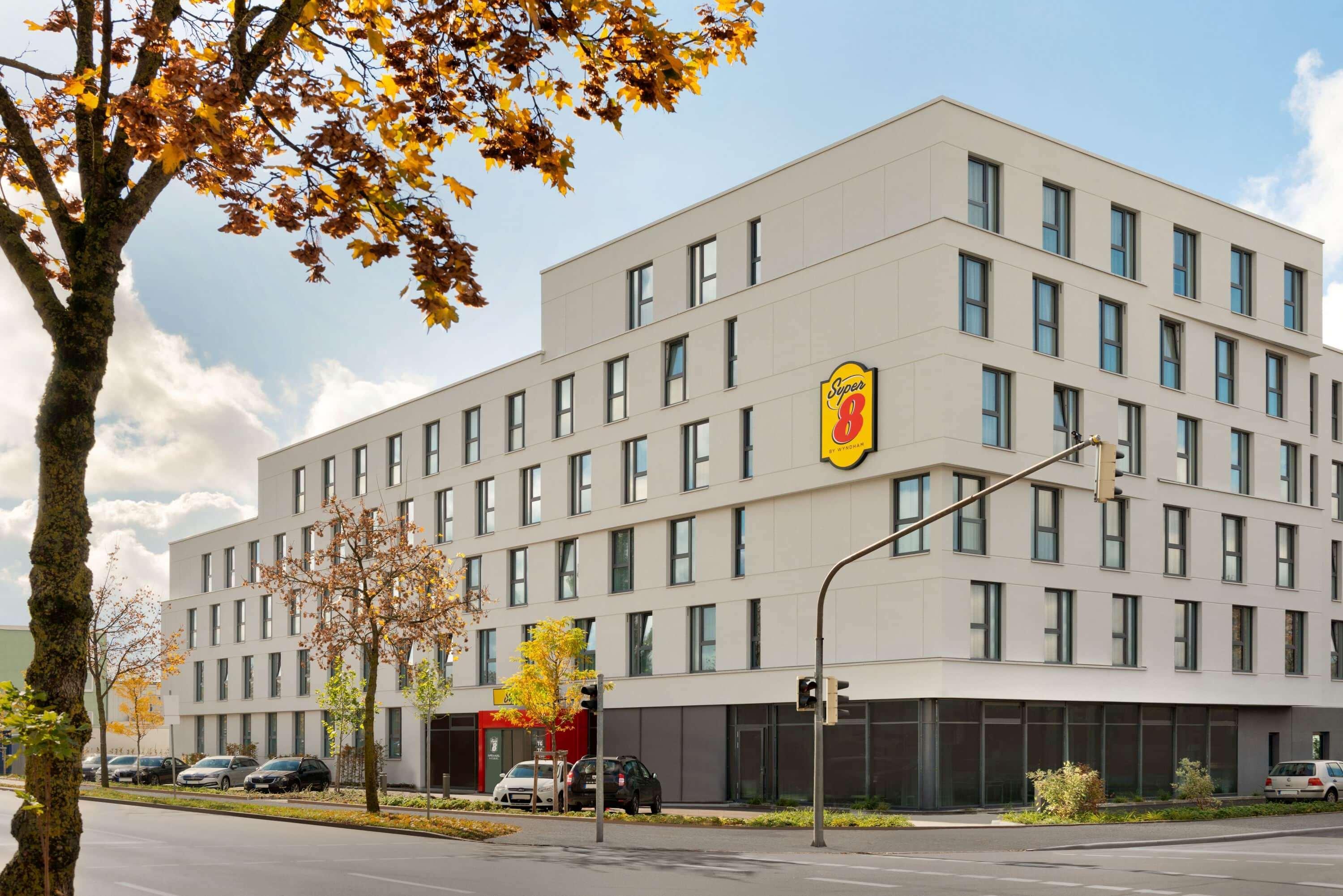 Super 8 By Wyndham Augsburg Hotel Luaran gambar