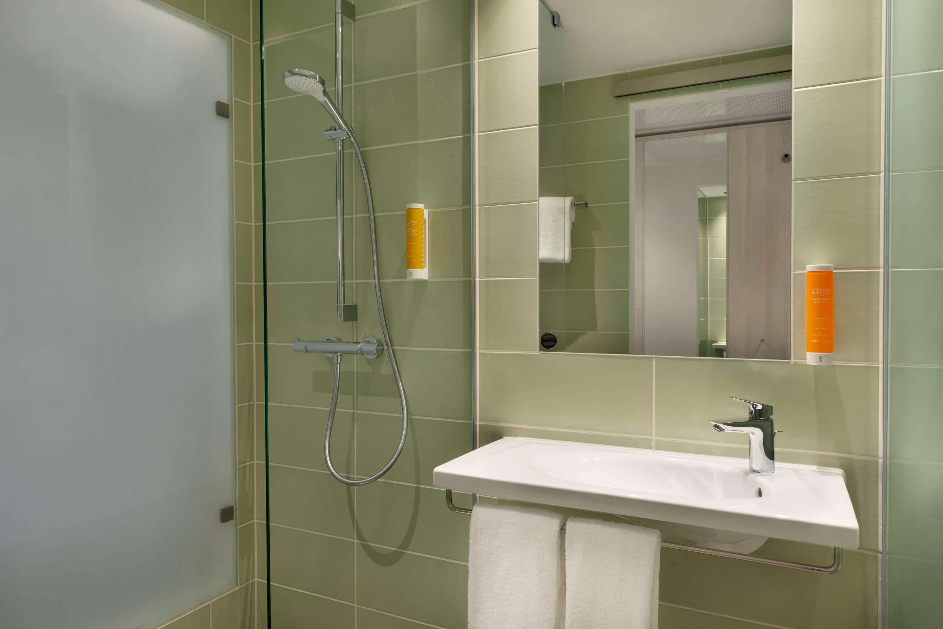 Super 8 By Wyndham Augsburg Hotel Luaran gambar
